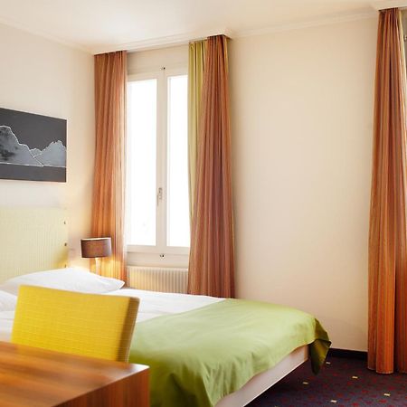 Seehotel Gotthard Weggis Værelse billede