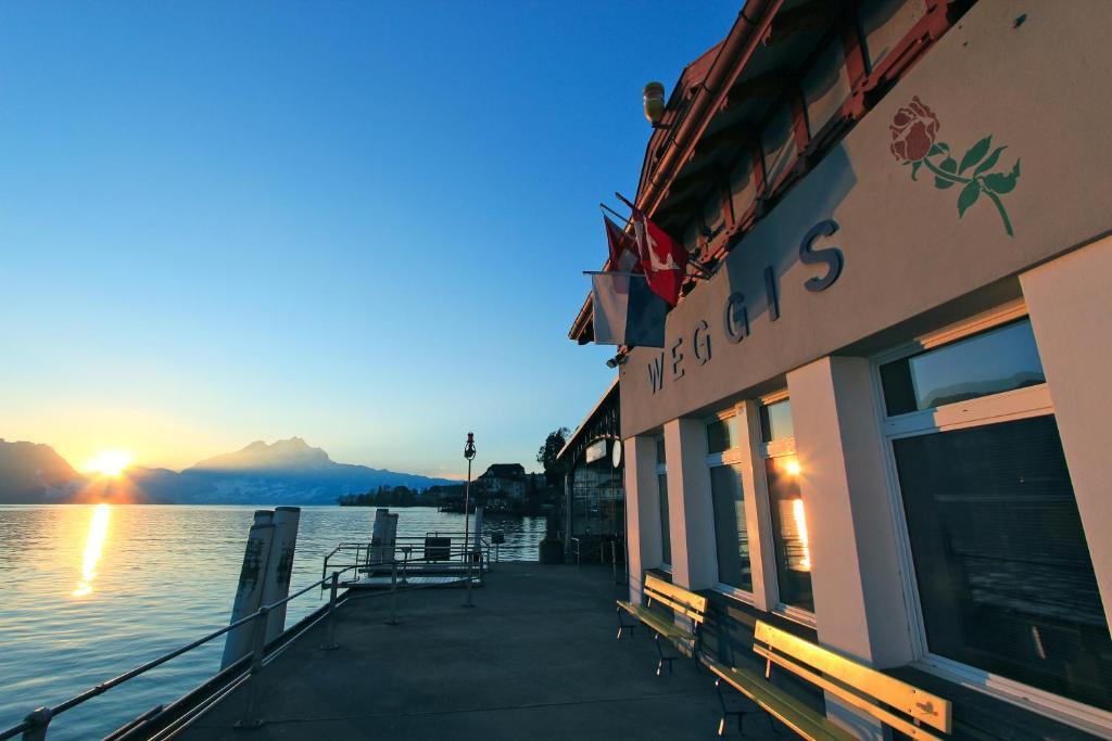 Seehotel Gotthard Weggis Eksteriør billede